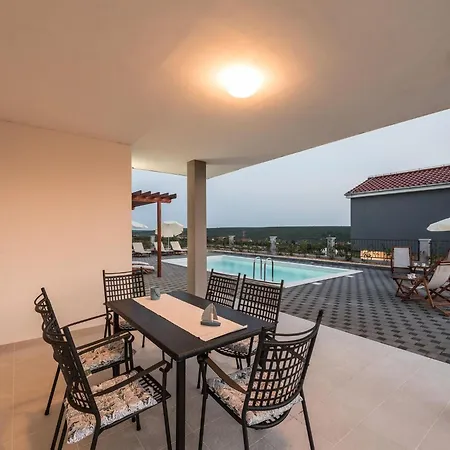 Luxury With Swimming Pool And Terrace Villa Sukosan