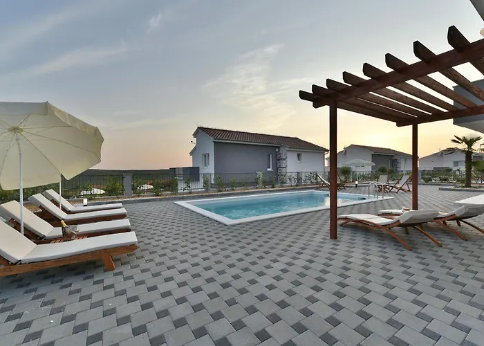 Villa In Croatia Near Adriatic Coast *