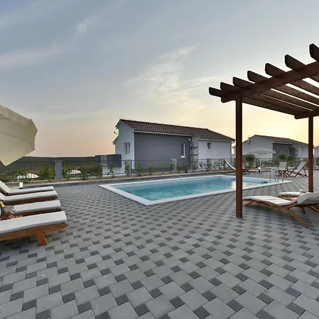 Villa In Croatia Near Adriatic Coast *