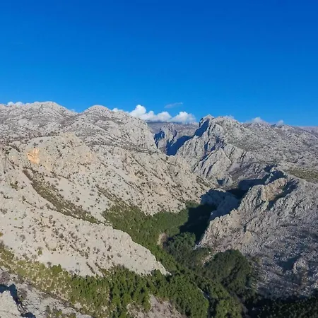 빌라 In Croatia Near Adriatic Coast *